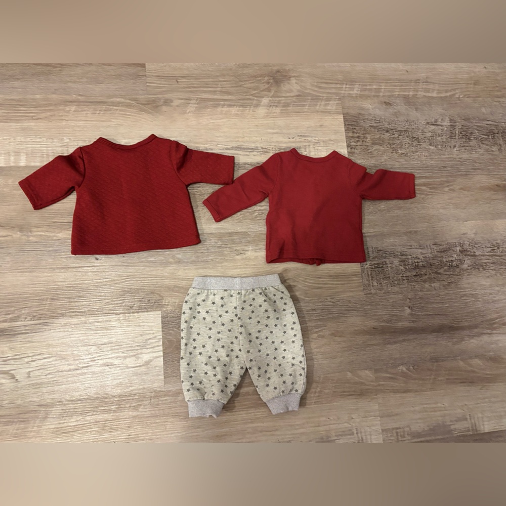 Red and white baby boy 3-piece outfit #babyfashion - Picture 2 of 3